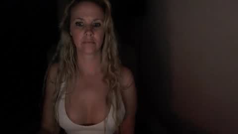 LoVe On  online show from April 11, 2026, 11:25 am