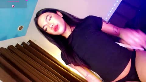 Seren online show from September 11, 2025, 10:48 am