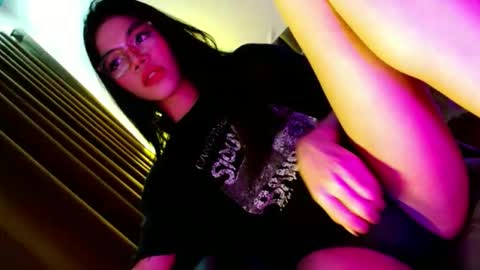 Seren online show from April 16, 2026, 10:05 am