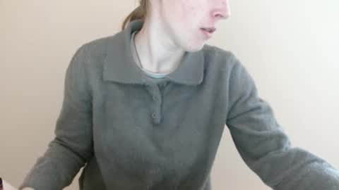 Vivian online show from April 7, 2026, 11:10 am