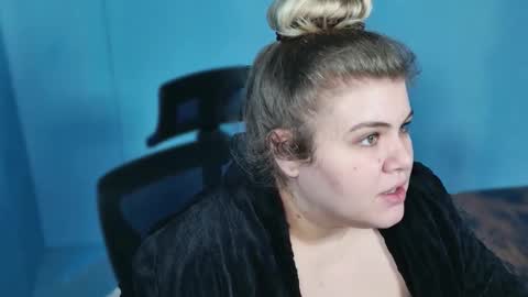 Snapshot of love_wiggy18 chatting on February 17, 2026, 8:33 am Ally online show from February 17, 2026, 8:33 am