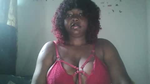 mila online show from October 7, 2025, 11:29 am