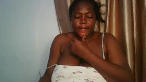 mila online show from April 8, 2026, 12:43 am