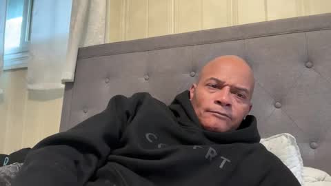 loved19 online show from October 22, 2025, 9:14 pm