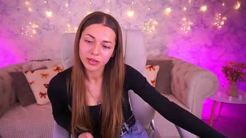 Snapshot of loveedove chatting on March 31, 2026, 1:33 pm loveedove online show from March 31, 2026, 1:33 pm