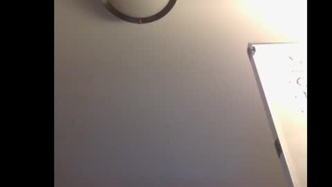 Ashley and Leon online show from October 1, 2025, 10:54 am