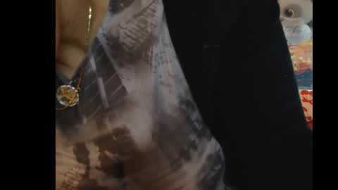 Ashley and Leon online show from January 12, 2026, 5:01 am