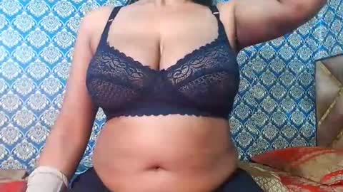 Snapshot of lovefunnitya chatting on February 6, 2026, 11:57 am Divya online show from February 6, 2026, 11:57 am