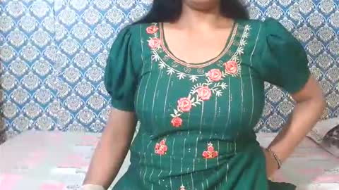 Snapshot of lovefunnitya chatting on March 2, 2026, 8:43 am Divya online show from March 2, 2026, 8:43 am