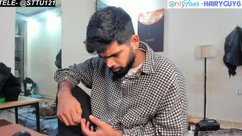 Snapshot of lovehairyindian chatting on December 27, 2024, 5:26 pm Indian hairy online show from December 27, 2024, 5:26 pm
