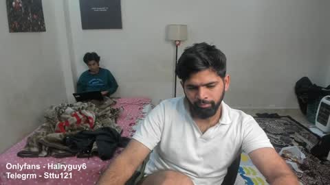 Snapshot of lovehairyindian chatting on January 31, 2025, 8:32 am Indian hairy online show from January 31, 2025, 8:32 am