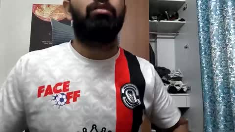 Snapshot of lovehairyindian chatting on November 17, 2025, 6:52 am Indian hairy online show from November 17, 2025, 6:52 am