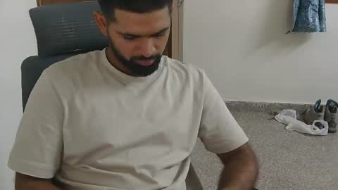Snapshot of lovehairyindian chatting on July 9, 2026, 6:34 pm Indian hairy online show from July 9, 2026, 6:34 pm
