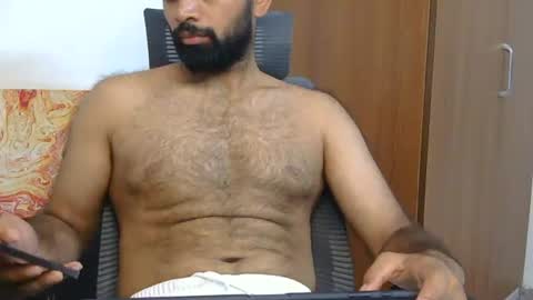 Snapshot of lovehairyindian chatting on August 3, 2026, 8:35 am Indian hairy online show from August 3, 2026, 8:35 am