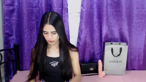 lovely062006 online show from February 14, 2026, 6:54 am