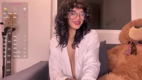 Allyson 3 online show from January 9, 2026, 2:25 am