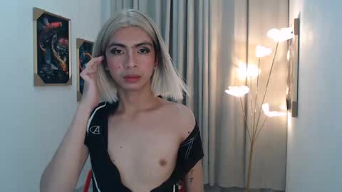 alwina online show from April 4, 2026, 5:32 pm