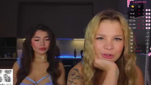 Snapshot of lovely_babyy chatting on July 17, 2026, 3:02 am Jenny online show from July 17, 2026, 3:02 am