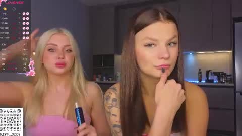 Snapshot of lovely_babyy chatting on July 29, 2026, 3:04 am Jenny online show from July 29, 2026, 3:04 am