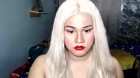 lovely_coleen online show from November 7, 2025, 10:26 am