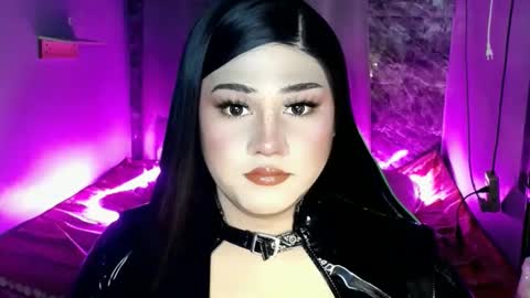 lovely_coleen online show from November 26, 2025, 3:35 pm