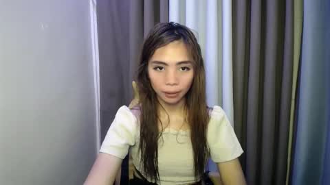 Snapshot of lovely_cummerx chatting on June 10, 2026, 2:01 am JAM online show from June 10, 2026, 2:01 am