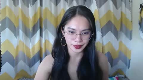 Eunice Bermudez online show from December 20, 2025, 6:53 am