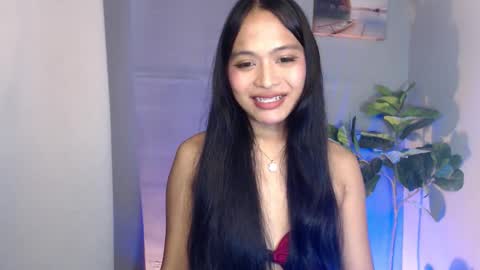 lovely_felicity online show from September 16, 2025, 1:34 pm