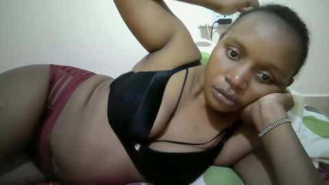sexylover online show from May 11, 2026, 4:04 pm