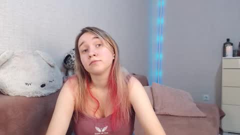 Lovely Hayley online show from October 30, 2025, 10:10 pm