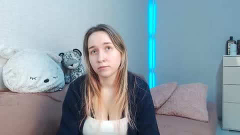 Lovely Hayley online show from February 9, 2026, 8:57 pm