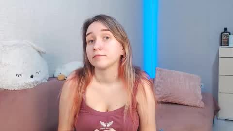 Lovely Hayley online show from February 16, 2026, 9:44 pm