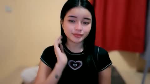 Lovely Laura online show from September 27, 2025, 11:04 am