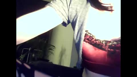 Snapshot of lovely_me165244 chatting on December 12, 2024, 3:54 am mooie man online show from December 12, 2024, 3:54 am