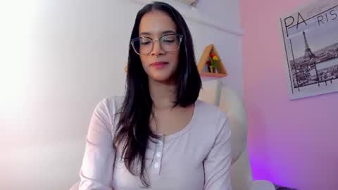 Snapshot of lovely_oliviaa chatting on August 5, 2026, 5:05 pm Olivia online show from August 5, 2026, 5:05 pm
