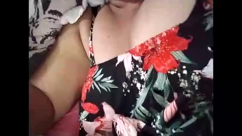 Snapshot of lovely_orchid chatting on May 29, 2026, 8:23 am lovely_orchid online show from May 29, 2026, 8:23 am