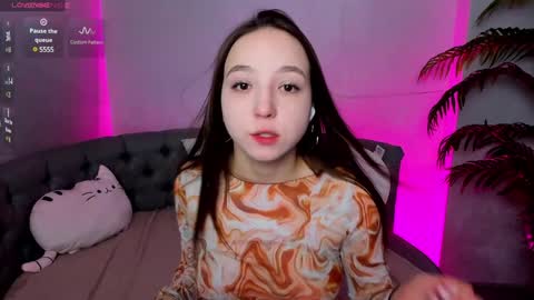 Snapshot of lovely_poppy chatting on December 24, 2024, 8:22 am Lolly online show from December 24, 2024, 8:22 am