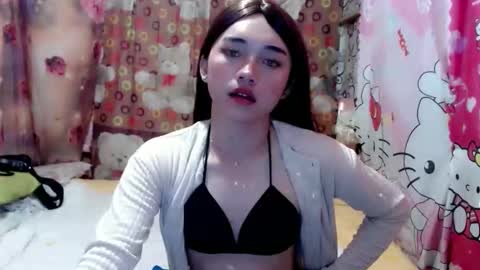 lovely_rica online show from October 23, 2025, 6:45 am