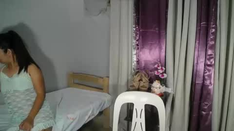 Snapshot of lovely_rosex chatting on February 16, 2025, 12:41 am lynskie online show from February 16, 2025, 12:41 am