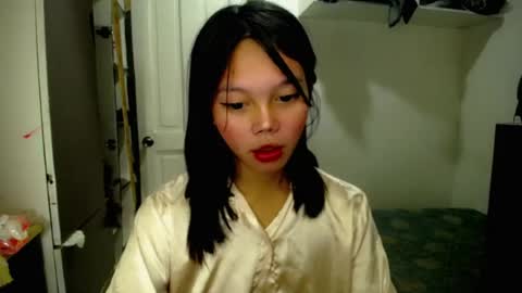 Snapshot of lovely_thea_xoxo chatting on July 9, 2026, 8:18 am Thea online show from July 9, 2026, 8:18 am