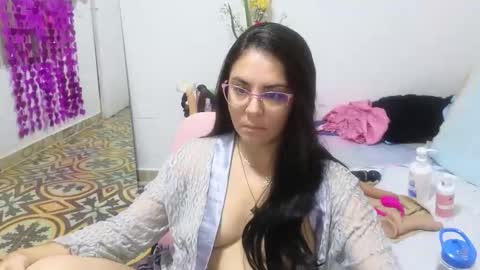 Trix online show from October 3, 2025, 12:13 pm
