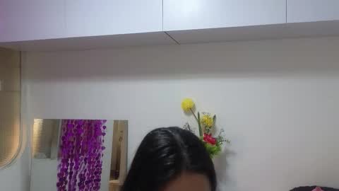Trix online show from October 17, 2025, 11:46 am