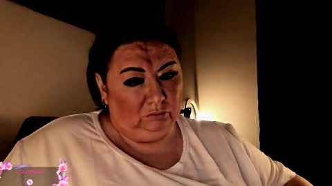 Snapshot of lovelyboobsx chatting on September 23, 2025, 3:31 am Anelana online show from September 23, 2025, 3:31 am