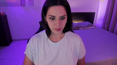 Snapshot of lovelydollyxx_ chatting on April 16, 2026, 12:28 pm lovely online show from April 16, 2026, 12:28 pm