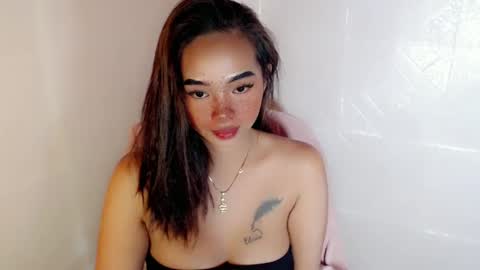 Snapshot of lovelykayleexx chatting on February 8, 2025, 12:17 pm ara online show from February 8, 2025, 12:17 pm