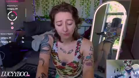 Snapshot of lovelylittlelucyy chatting on July 9, 2026, 9:41 pm lovelylittlelucyy online show from July 9, 2026, 9:41 pm