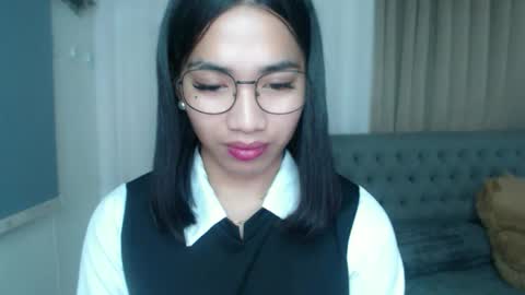 lovelymae18 online show from March 25, 2026, 10:49 pm