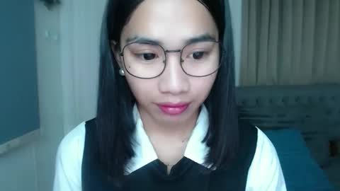 lovelymae18 online show from March 30, 2026, 12:00 am