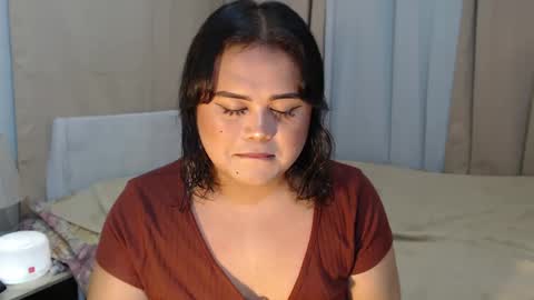 Snapshot of lovelypinaychubsx chatting on December 8, 2024, 3:45 pm lovely online show from December 8, 2024, 3:45 pm