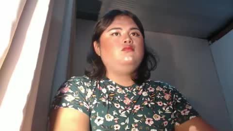 Snapshot of lovelypinaychubsx chatting on December 28, 2024, 11:41 am lovely online show from December 28, 2024, 11:41 am